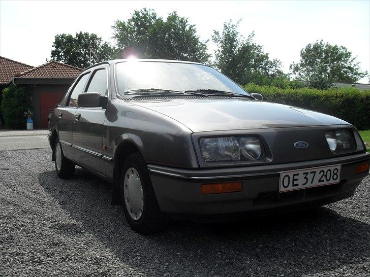 Ford Sierra 1,6 5d (solgt) billede 13
