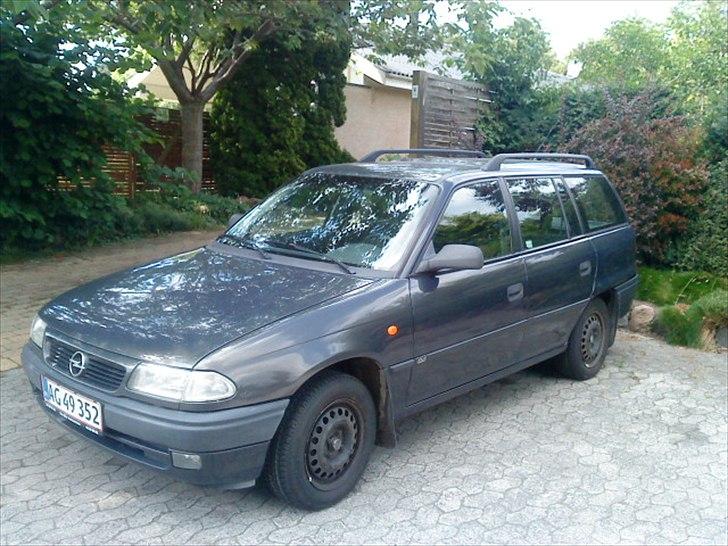 Opel astra F caravan billede 17