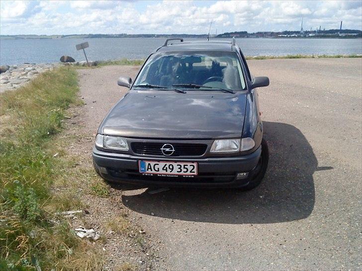 Opel astra F caravan - nyt taget  den 24 juli i thisted billede 19