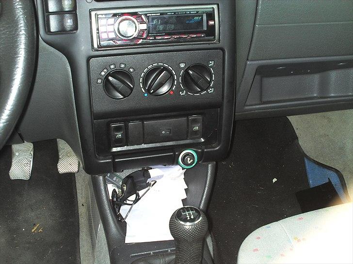 VW Polo 6n ---SOLGT--- billede 10