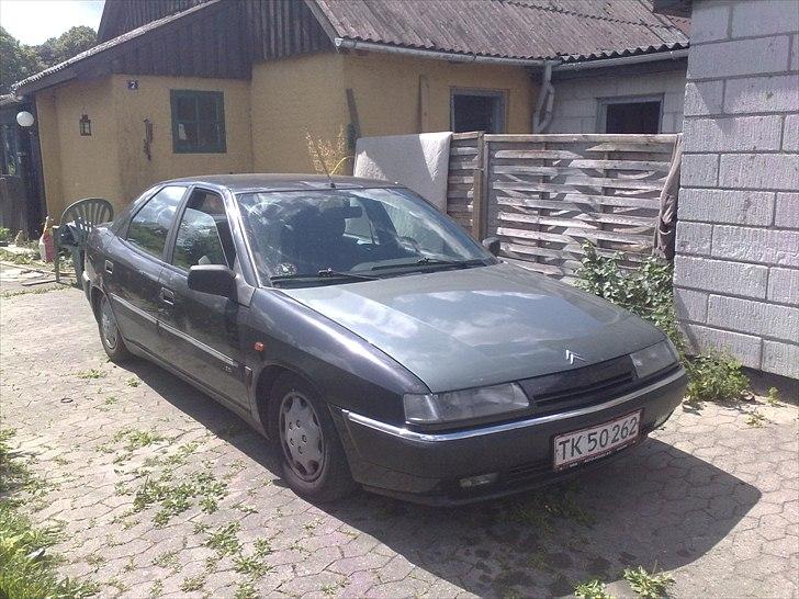 Citroën Xantia 2,0i SKROTTET - 25/7-2010 ny forrude og ny kølerhjælm efter mit lille uheld billede 13