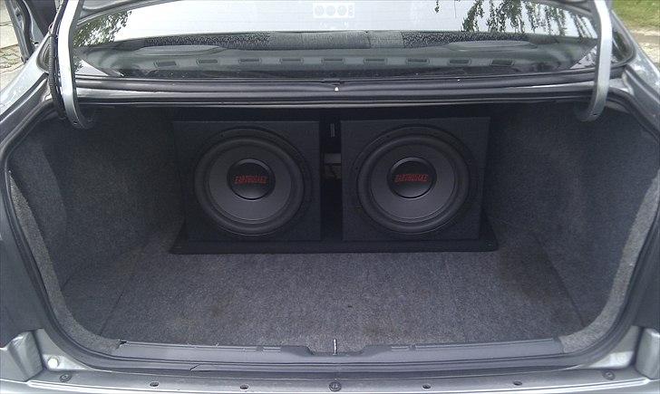 Honda Accord #Solgt# - 2 x 12" Earthquake billede 12