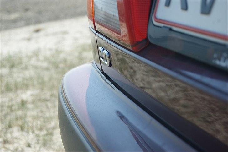 Toyota carina e solgt billede 2