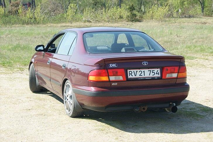 Toyota carina e solgt billede 6