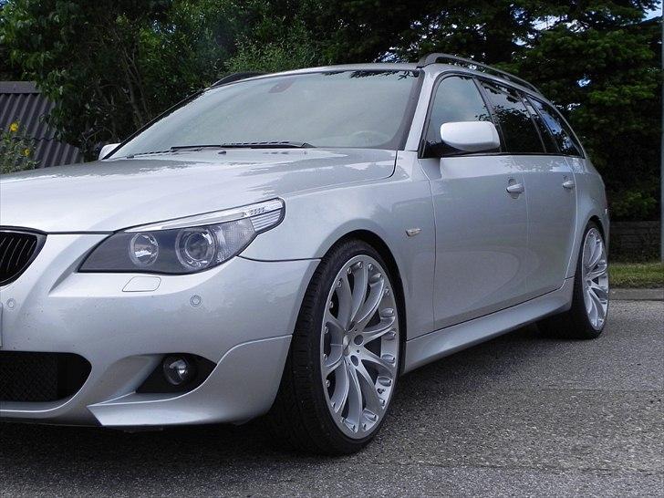 BMW 535D Touring SOLGT billede 1