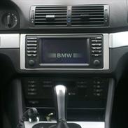 BMW 528i