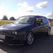VW Golf 3.  2.8 Vr6. 