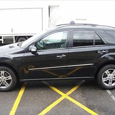 Mercedes Benz ML420 CDI 4-Matic