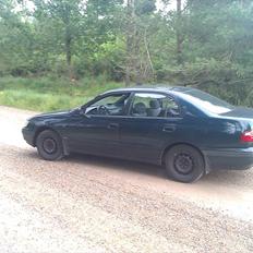 Toyota carina e "solgt"