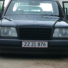 Mercedes Benz W124 300 E Aut.