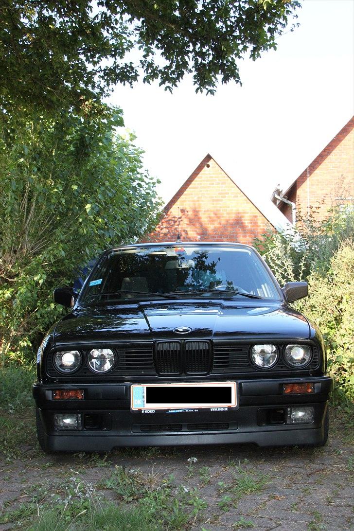 BMW E30 325i Touring (Solgt) - Sort. billede 8