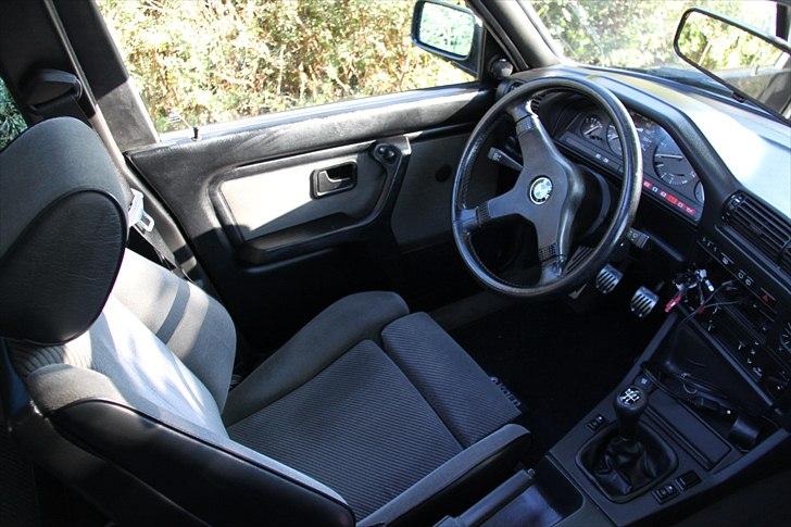 BMW E30 325i Touring (Solgt) - Fed M-tech kabine. billede 15