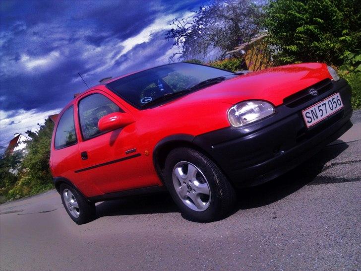 Opel Corsa B Sport TOTAL SKAD  billede 2