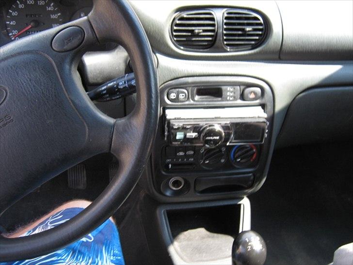 Hyundai accent 1,5 solgt billede 7