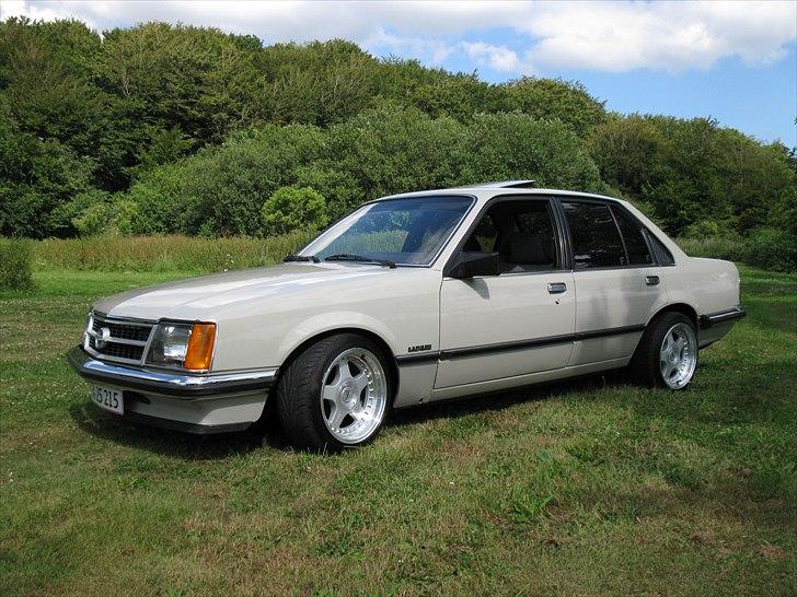 Opel Commodore C 2,5  billede 2