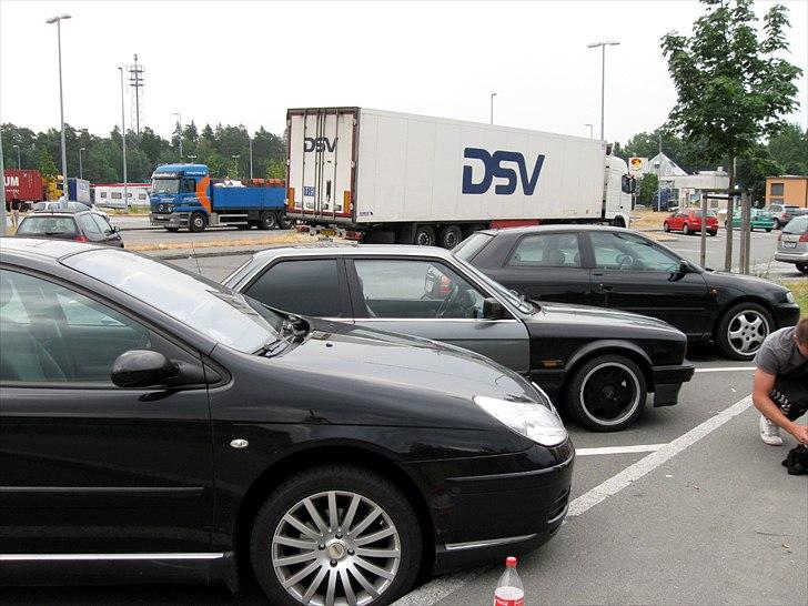 BMW E30 320i billede 8