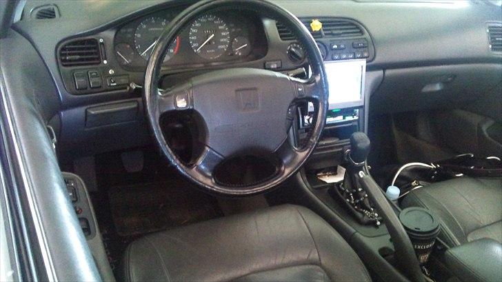 Honda accord coupe billede 7