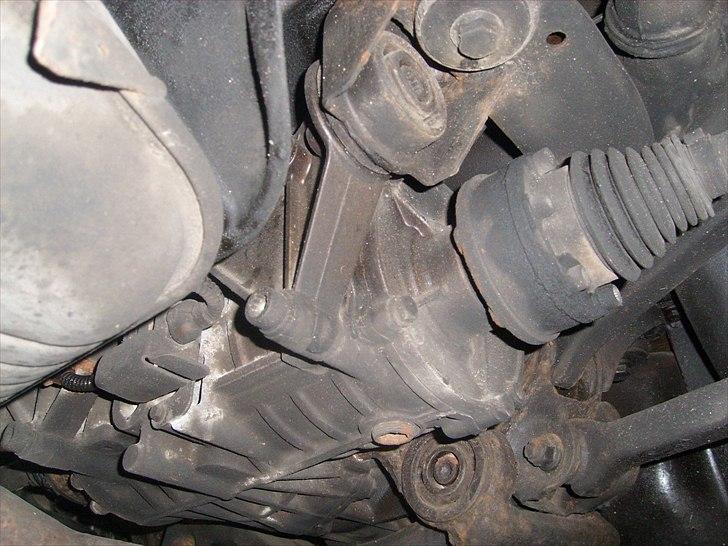 VW Golf IV tdi 4motion Solgt - bagtøj på en golf 4 billede 16