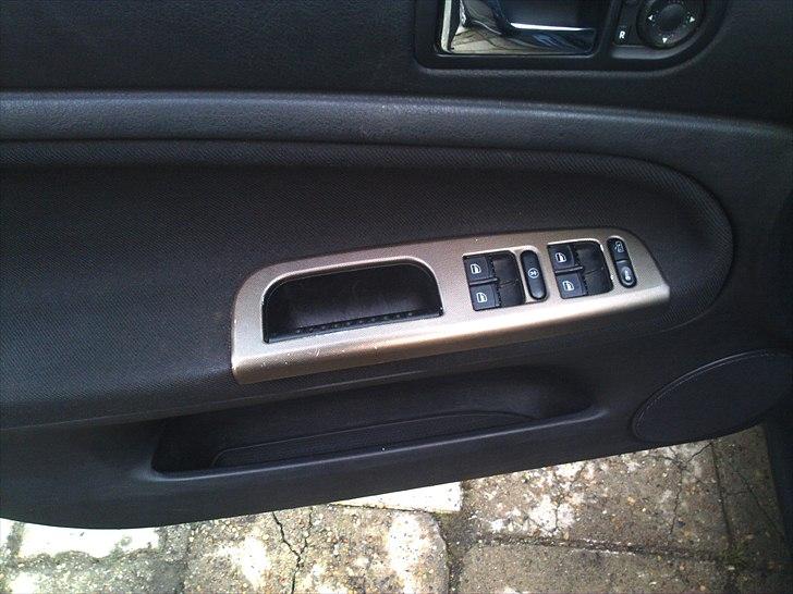 VW Passat 1.8  3B Solgt billede 13