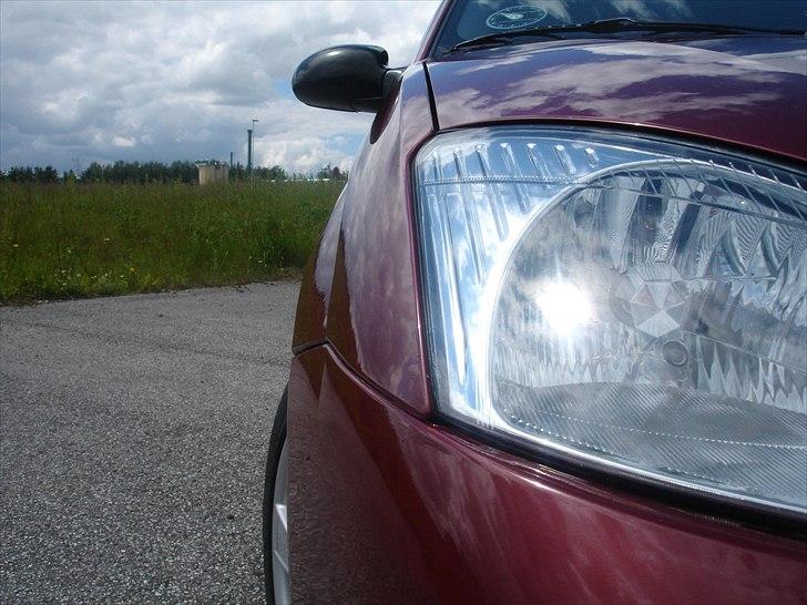 Ford Focus 1,6 hatch {Solgt billede 3