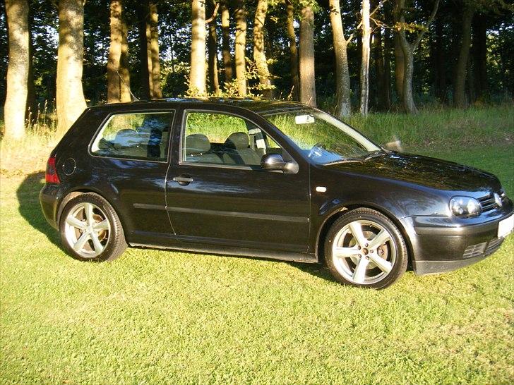 VW Golf 4 TIL SALG billede 1