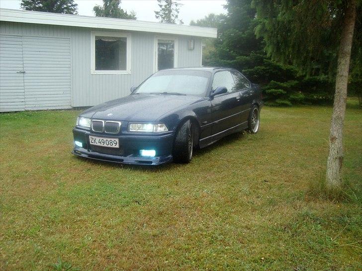 BMW E36 328 i cupe billede 2