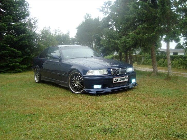 BMW E36 328 i cupe billede 3