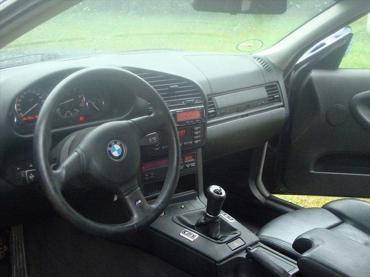 BMW E36 328 i cupe billede 8