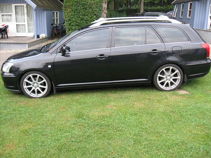 Toyota Avensis 2.0 sol stw. billede 10