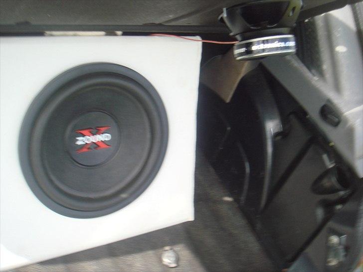 Peugeot 205 totalskadet den31/10  billede 10