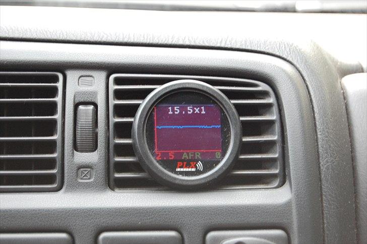 Nissan Almera SRX  VVL (SOLGT) billede 5