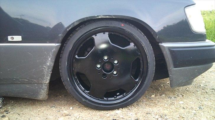 Mercedes Benz W124 300 E Aut. billede 2