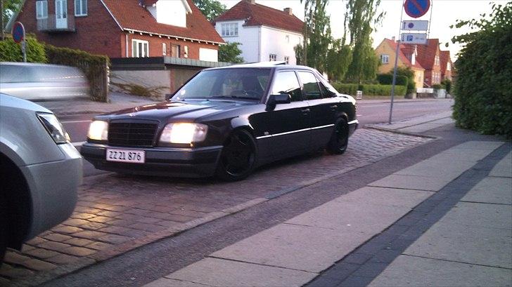 Mercedes Benz W124 300 E Aut. billede 5