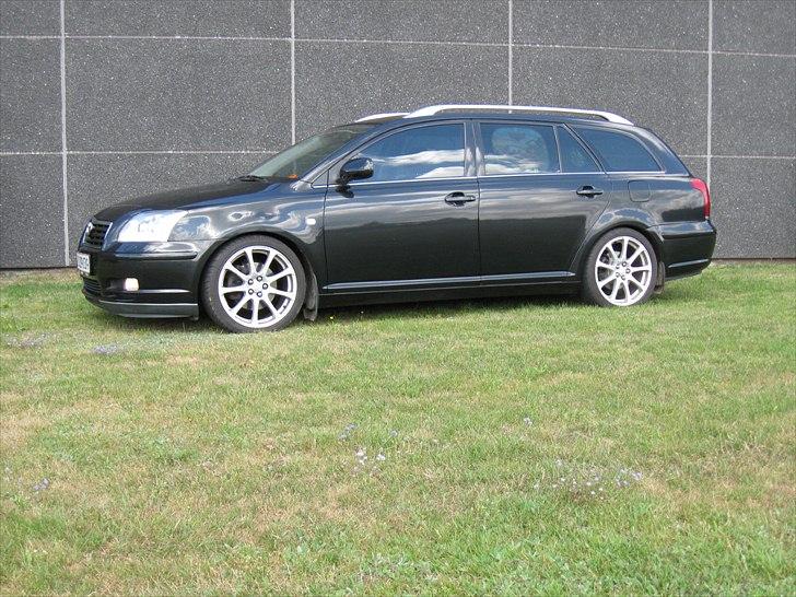 Toyota Avensis 2.0 sol stw. billede 17