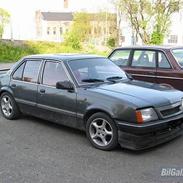 Opel ascona c
