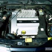 Opel Vectra A 2,5 V6