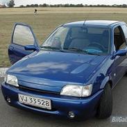 Ford Fiesta 1,8 RS TD -SOLGT-