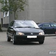 Peugeot 106