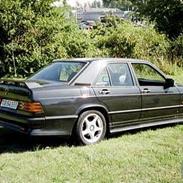 Mercedes Benz 190 E