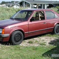 Opel Kadett D (SOLGT)