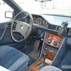 Mercedes Benz 230 ce