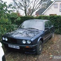 BMW 320i *Solgt*