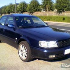 Audi 100/A6 2,6 V6  (SOLGT)