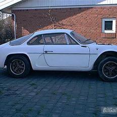 Renault FASA alpine a 110