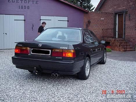 Honda accord exi billede 3