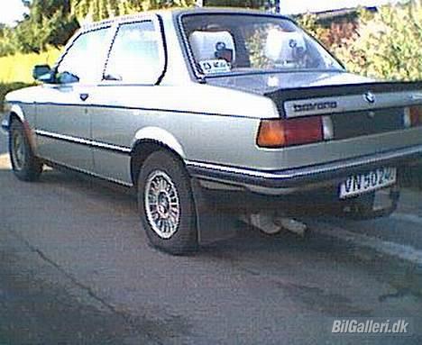 BMW 320 "solgt" billede 2