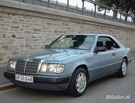 Mercedes Benz 230 ce billede 1