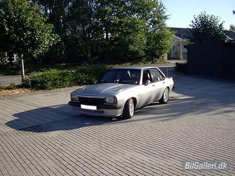 Opel Ascona B Sport billede 2