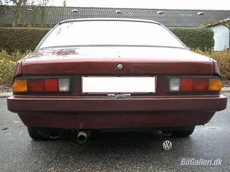 Opel manta 2,0 GSI  SOLGT billede 4