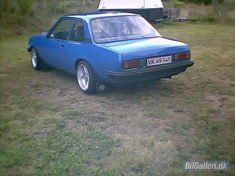 Opel Ascona b billede 4